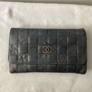 CHANEL Charcoal Lucky Charmed Quilted Wallet